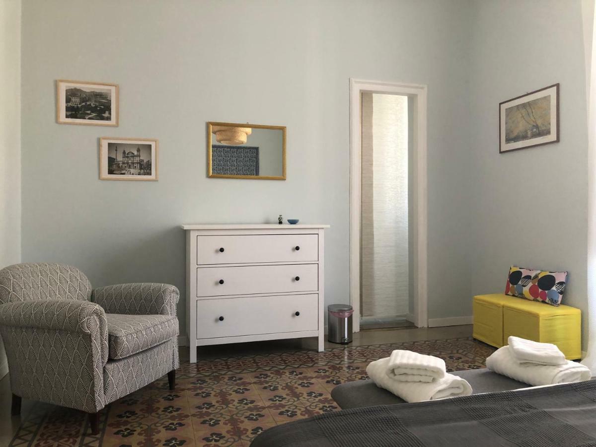 Sammartino 108 Apartment Palermo Bagian luar foto